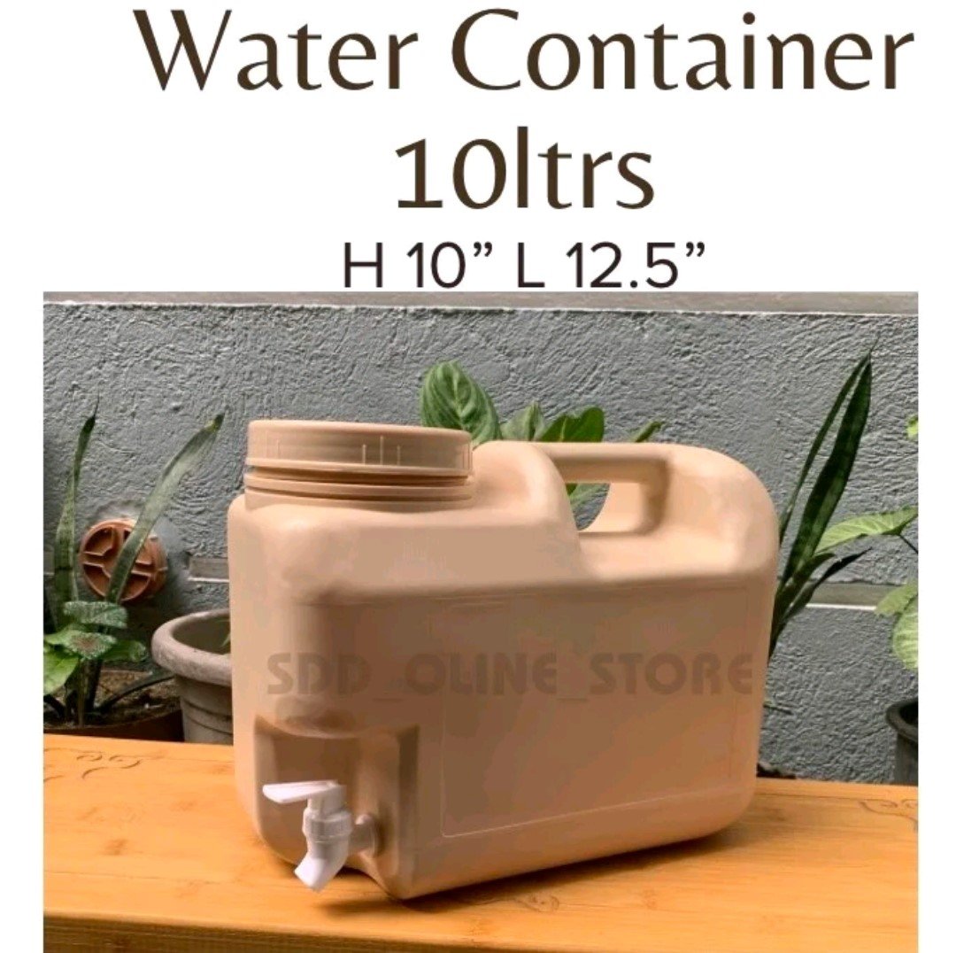 Minimalist Water Jug